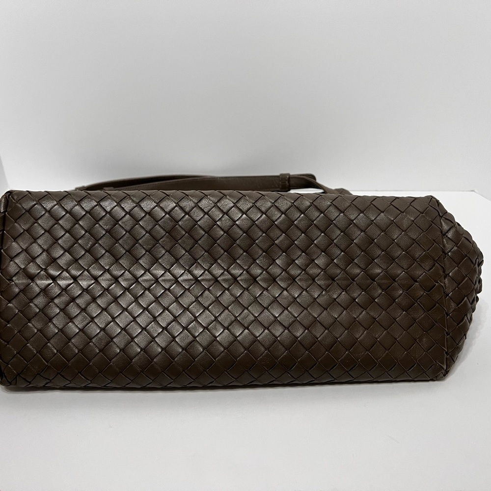 Bottega Veneta Garda Medium Intrecciato Bag - Picture 6 of 9